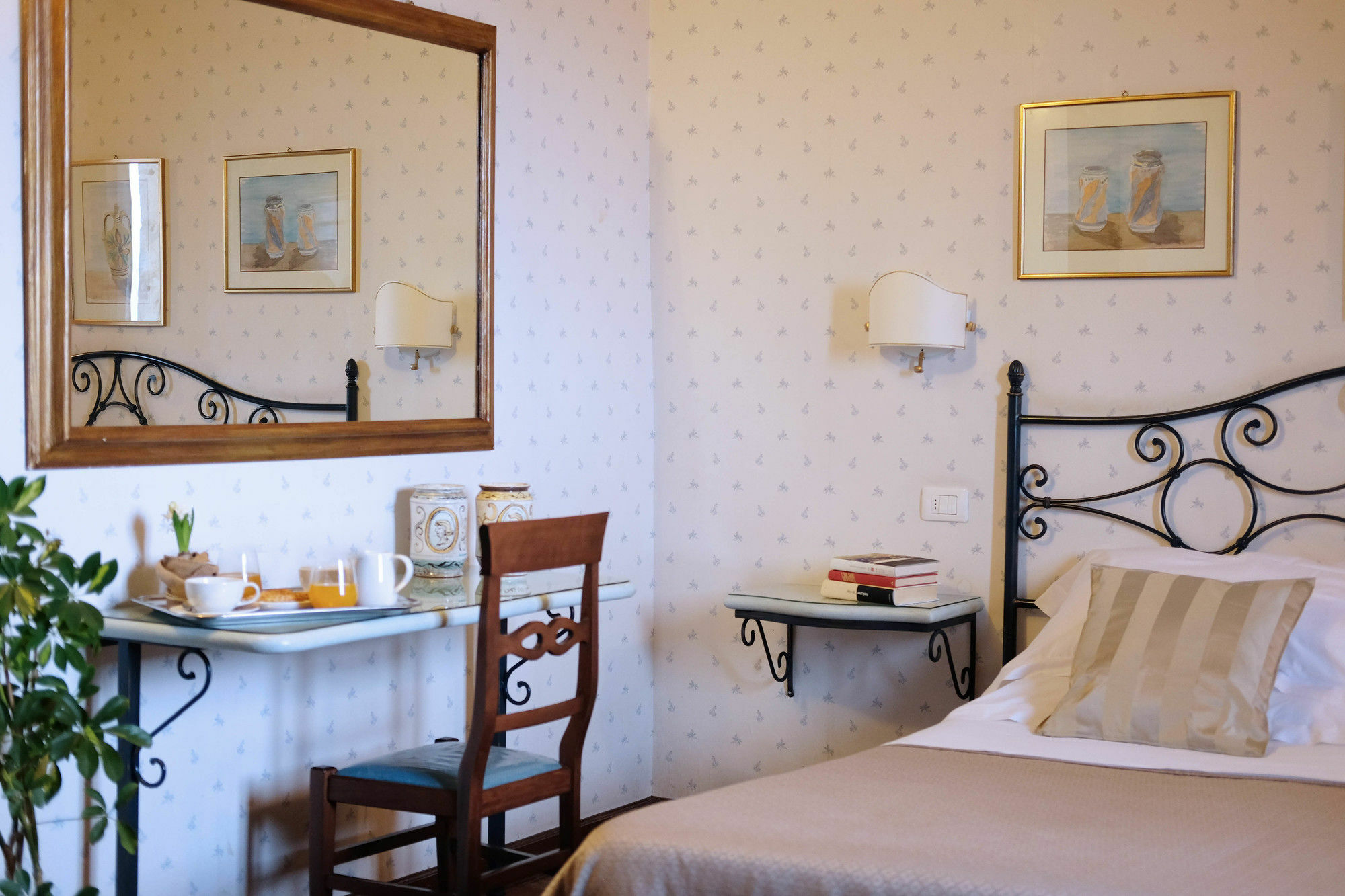 Hotel Villa Favorita Noto Bagian luar foto